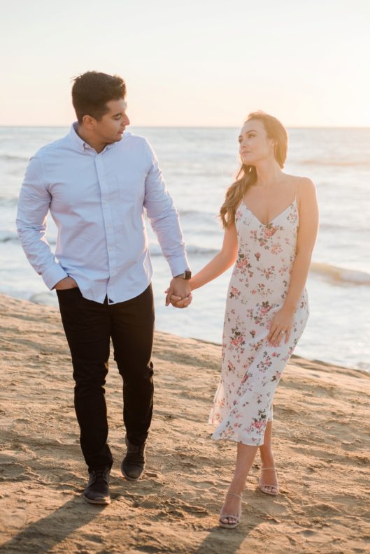 what to wear for beach engagement pictures San Diego photographer