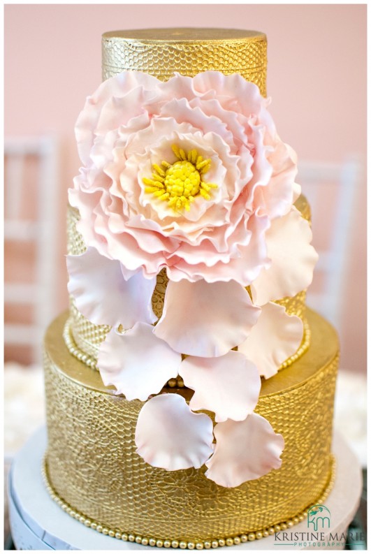 Three Tiered Gold and Pink Wedding Cake | Kristine Marie Photography