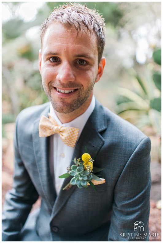 Groom with bowtie portrait | San_Diego_Botanic_Wedding_Pictures_KristineMariePhotography_0091