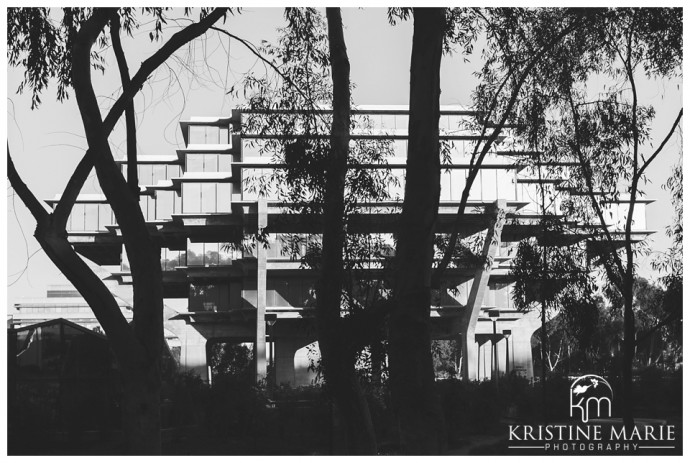 Geisel Library | UCSD Engagement Photo | La Jolla Engagement Wedding Photographer | © www.kristinemariephotography.com