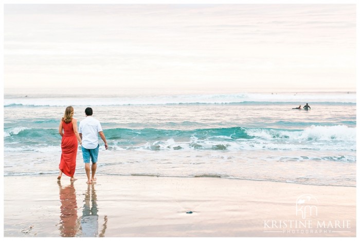 Swamis Beach Sunset Engagement Photo | Encinitas Wedding and Engagement Photographer | Kristine Marie Photography | © www.kristinemariephotography.com