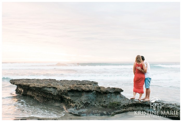 Swamis Beach Sunset Engagement Photo | Encinitas Wedding and Engagement Photographer | Kristine Marie Photography | © www.kristinemariephotography.com