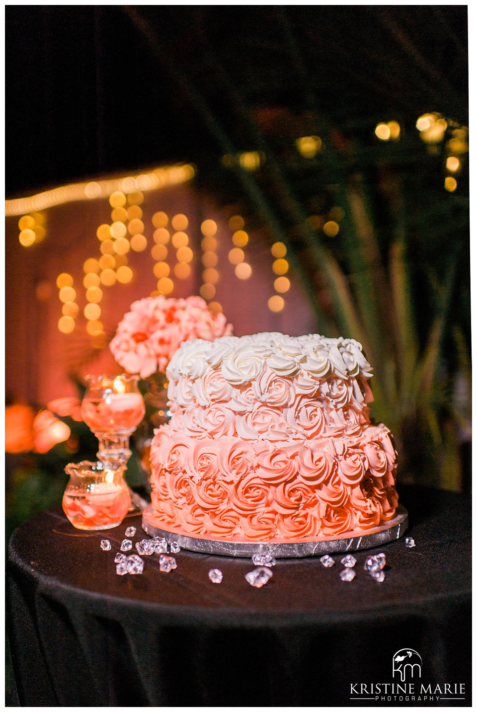 Coral Ombre Wedding Cake | San Diego Wedding Photographer | © Kristine Marie Photography | www.kristinemariephotography.com