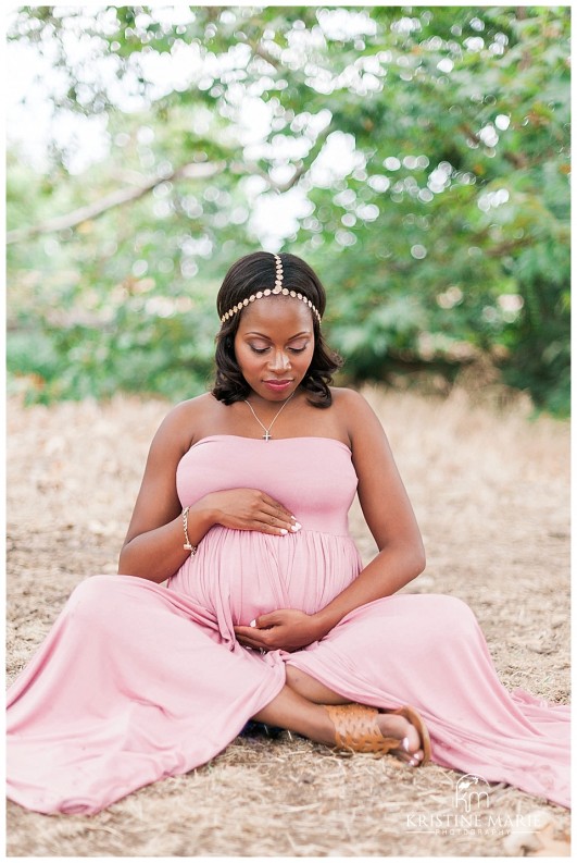 Pregnant Woman with Gold Hair Jewelry |  Poway San Diego Maternity Photographer | Kristine Marie Photography © www.kristinemariephotography.com