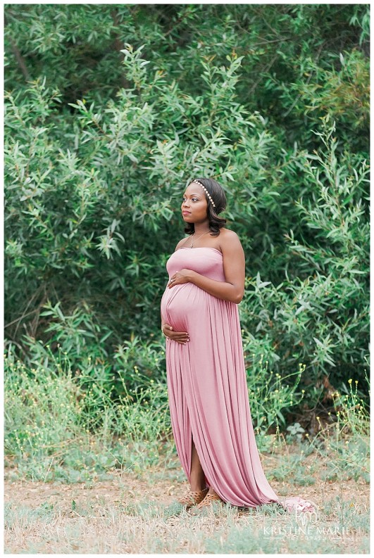 Meadow Maternity Photos |  Poway San Diego Maternity Photographer | Kristine Marie Photography © www.kristinemariephotography.com