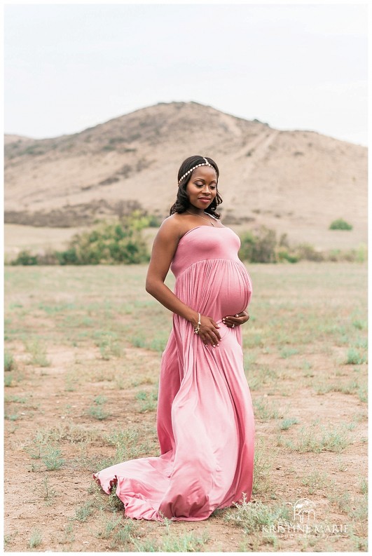 Gorgeous Mother to Be Maternity Pictures |  Poway San Diego Maternity Photographer | Kristine Marie Photography © www.kristinemariephotography.com