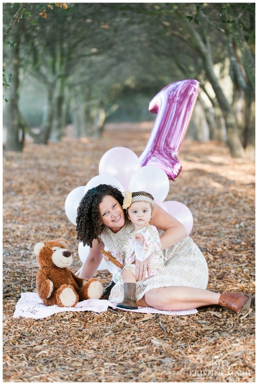 San Diego First Birthday Photographer Cake Smash And Mommy And Me