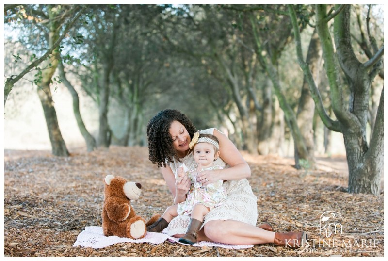 First Birthday Pictures | San Diego Poway Baby Photographer | Kristine Marie Photography © www.kristinemariephotography.com 