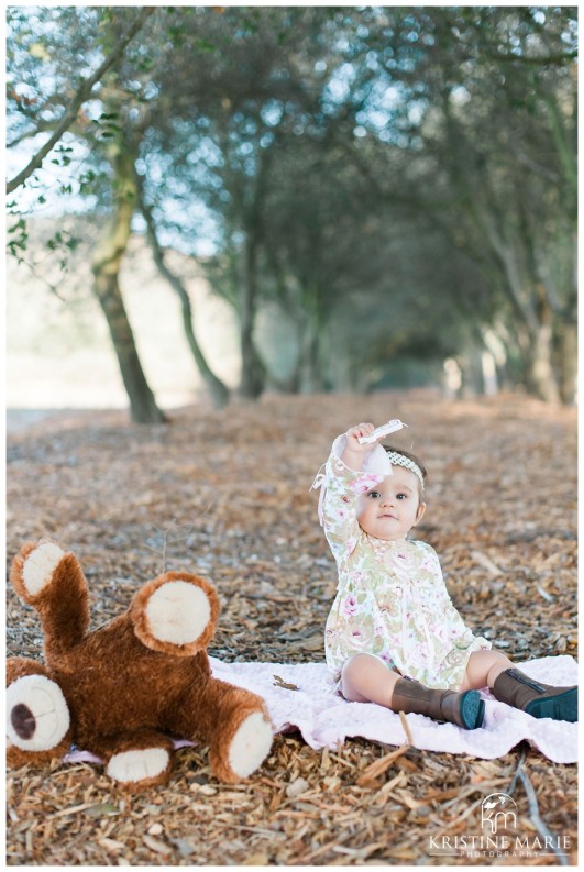 First Birthday Baby Pictures | San Diego Poway Baby Photographer | Kristine Marie Photography © www.kristinemariephotography.com 