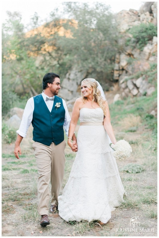 Romantic Bride and Groom Pictures | Campbell Creek Ranch Estate Weddindg Pictures | Alpine Wedding Photographer | Kristine Marie Photography | © www.kristinemariephotography.com