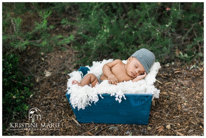 San Diego Outdoor Newborn Baby Photographer | Kristine Marie Photography © www.kristinemariephotography.com (6)