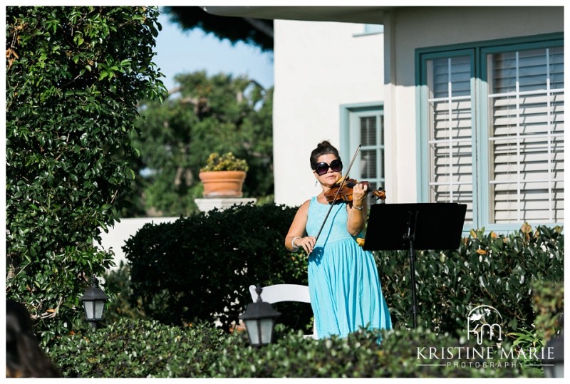 Violinist at the Ceremony | The Thursday Club San Diego Wedding Photographer | Kristine Marie Photography | © www.kristinemariephotography.com