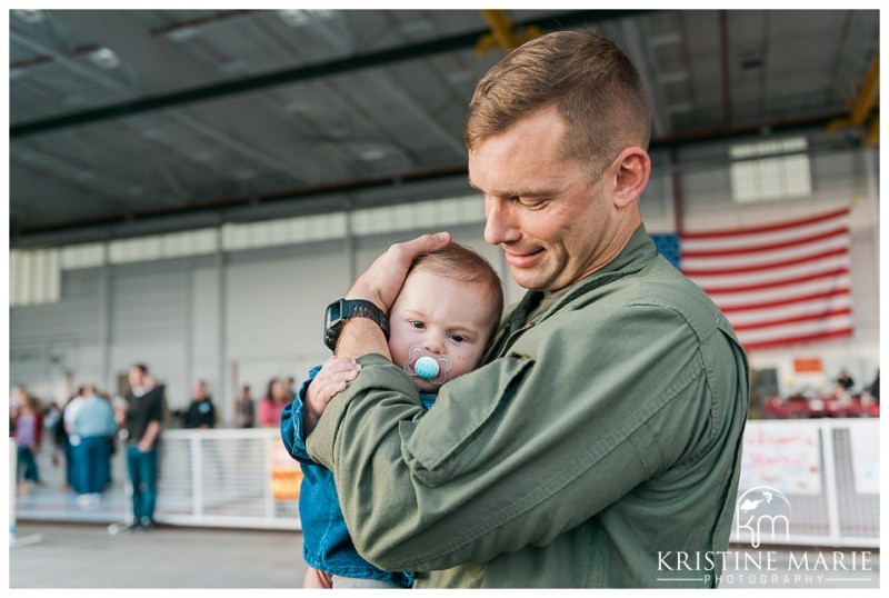 US Marine Military Homecoming San Diego Photographer | Kristine Marie Photography | © www.kristinemariephotography.com (12)