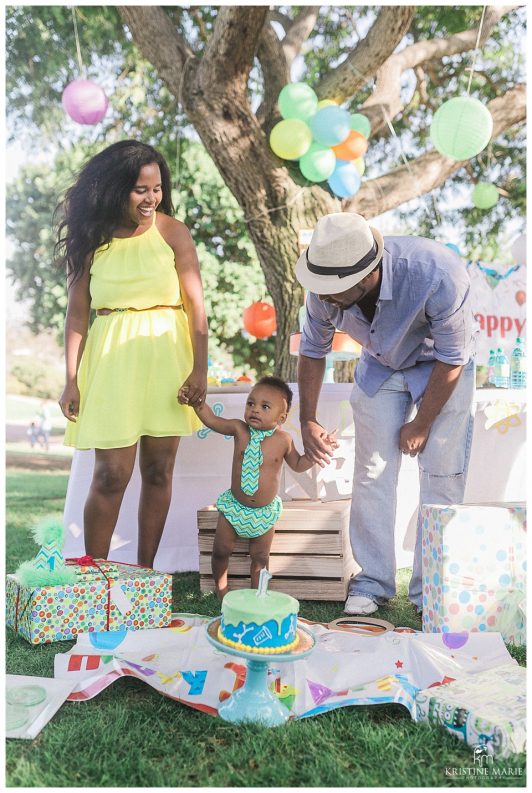 Kate O Sessions Memorial Park San Diego | First Birthday Cake Smash Photos | © Kristine Marie Photography www.kristinemariephotography.com (33)