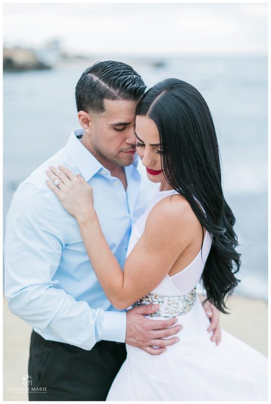 Romantic La Jolla Cove Beach Engagement | San Diego Wedding Photographer | © Kristine Marie Photography www.kristinemariephotography.com (14)