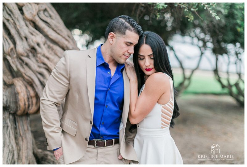 Romantic La Jolla Cove Beach Engagement | San Diego Wedding Photographer | © Kristine Marie Photography www.kristinemariephotography.com (5)