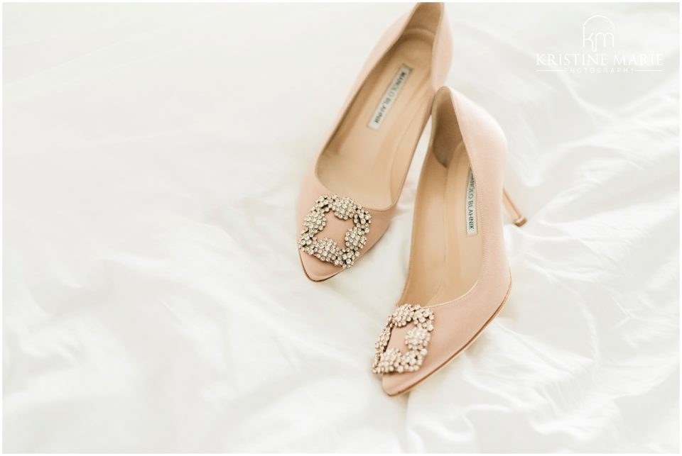 Bride Wedding Shoes Nude | Manolo Blahnik | Four Seasons Hotel San Francisco Wedding Photo | © Kristine Marie Photography