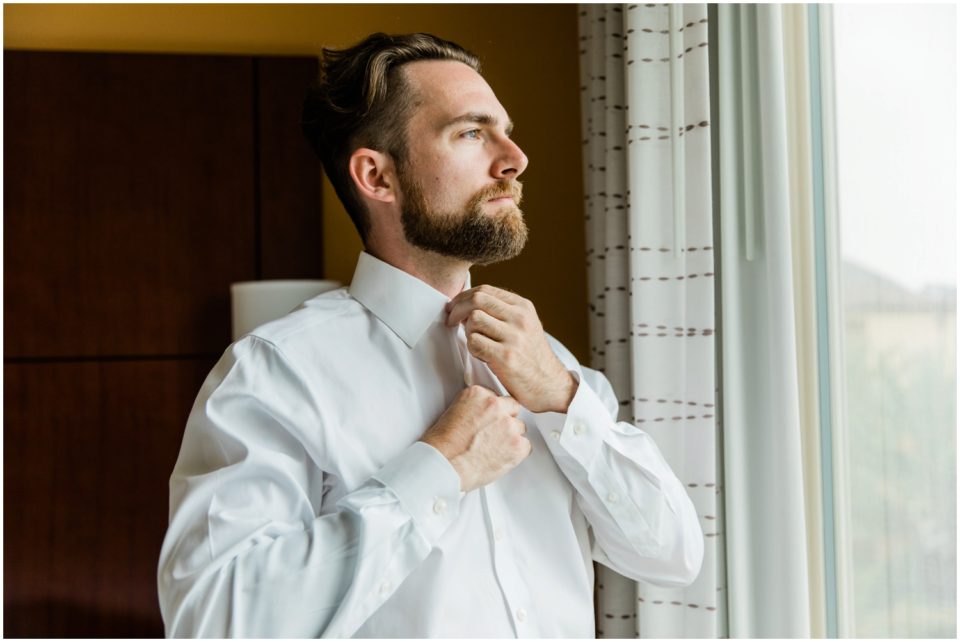 groom getting ready photo | Ole Hanson Beach Club San Clemente Wedding Photographer | © Kristine Marie Photography